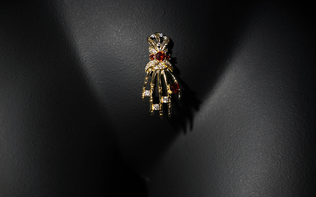 16. Tangan